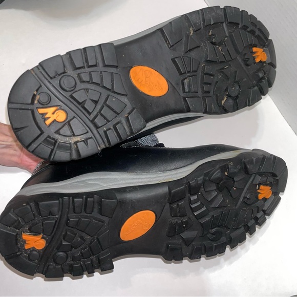 Mountain Gear High Top Hiking Boots Men Size 12 US 46 EU Waterproof Outdoors - Picture 9 of 9